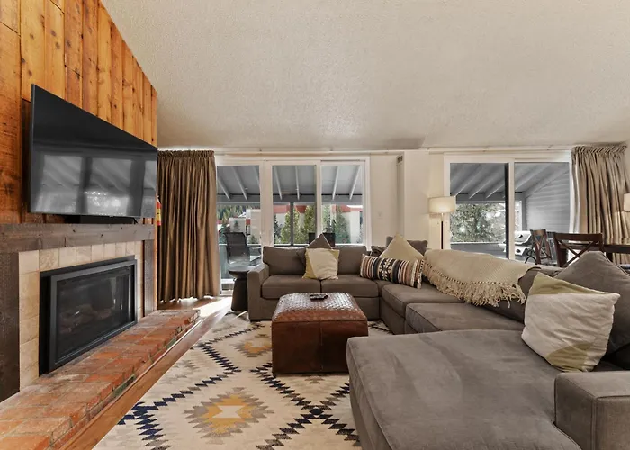 Apartment Snowbridge Square #f206 *