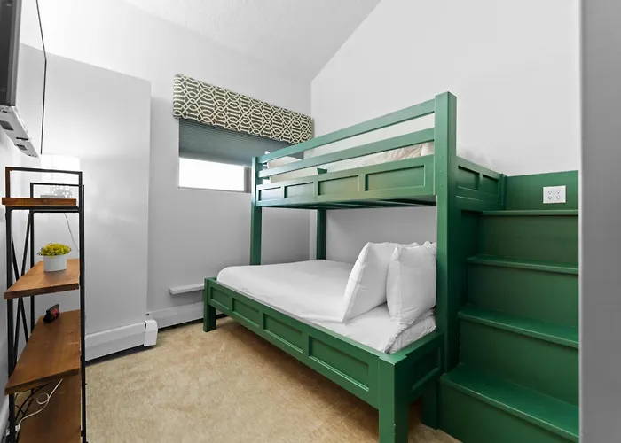 Snowbridge Square #f206 Apartment *